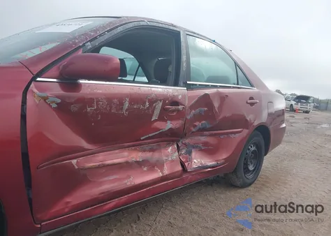 2005 Toyota Camry Le из США, поврежденный, VIN 4T1BE32K45U020290